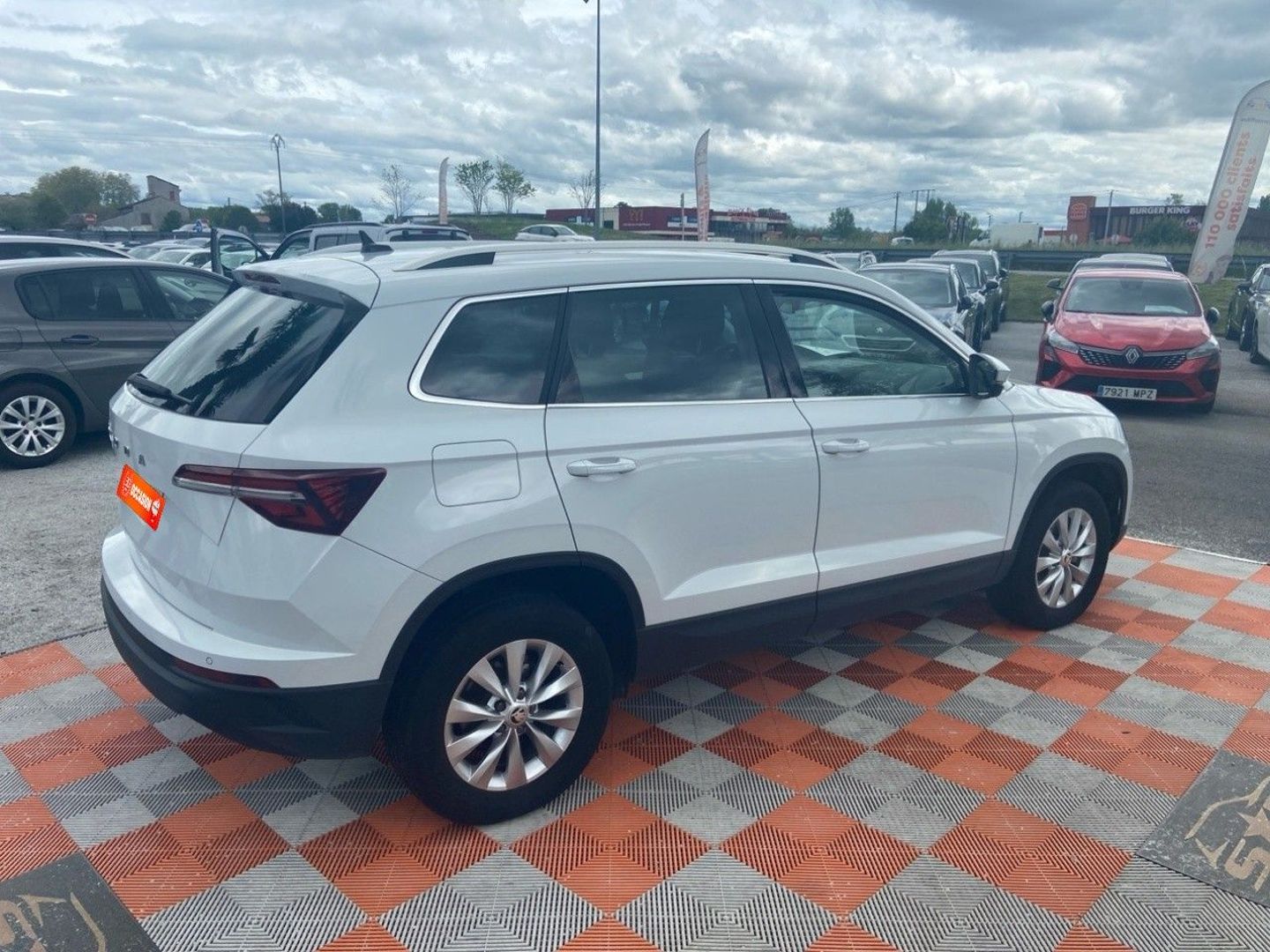 SKODA KAROQ - 2.0 TDI 116 BV6 SELECTION JA 16" Caméra
