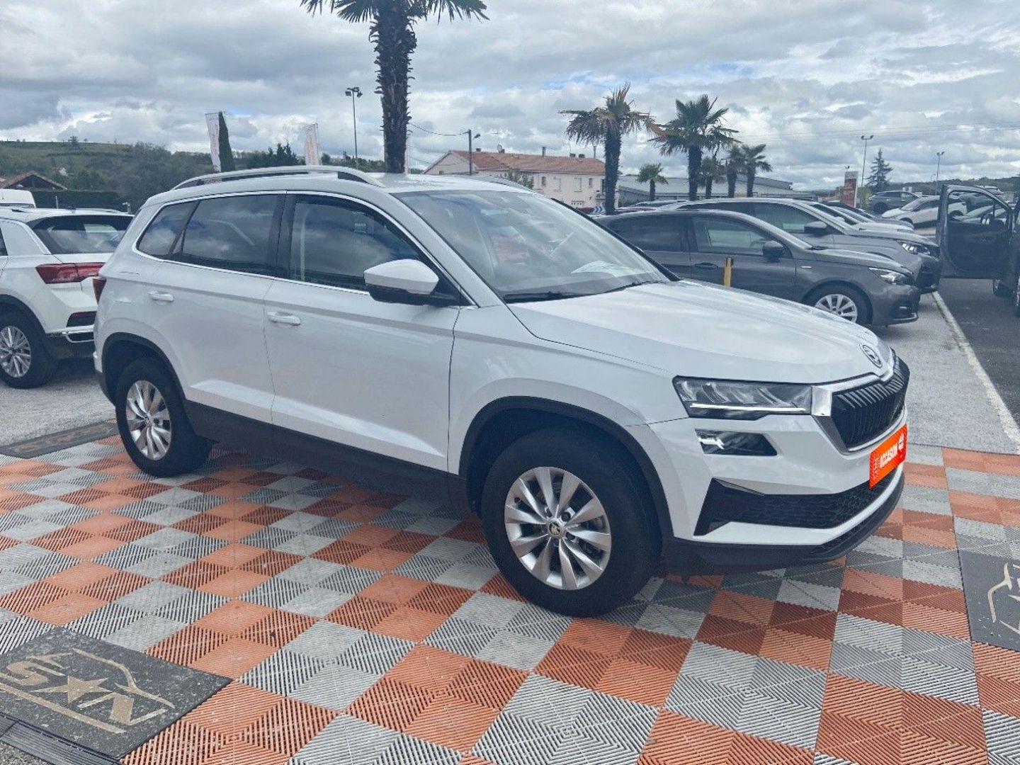 SKODA KAROQ - 2.0 TDI 116 BV6 SELECTION JA 16" Caméra