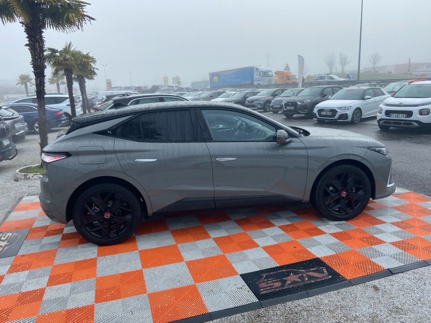 DS DS4 - PureTech 130 EAT8 PERFORMANCE LINE Caméra Hayon