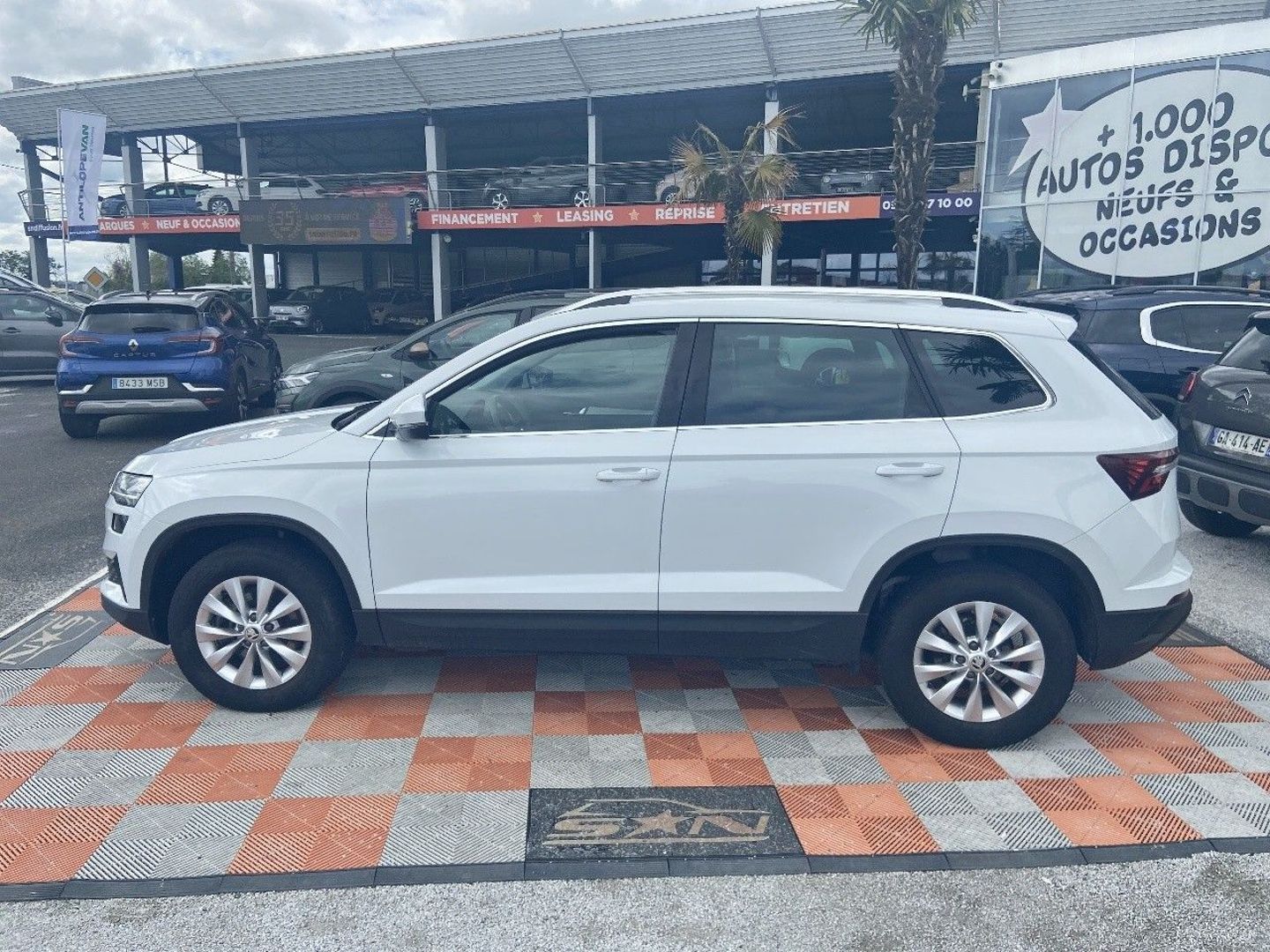 SKODA KAROQ - 2.0 TDI 116 BV6 SELECTION JA 16" Caméra