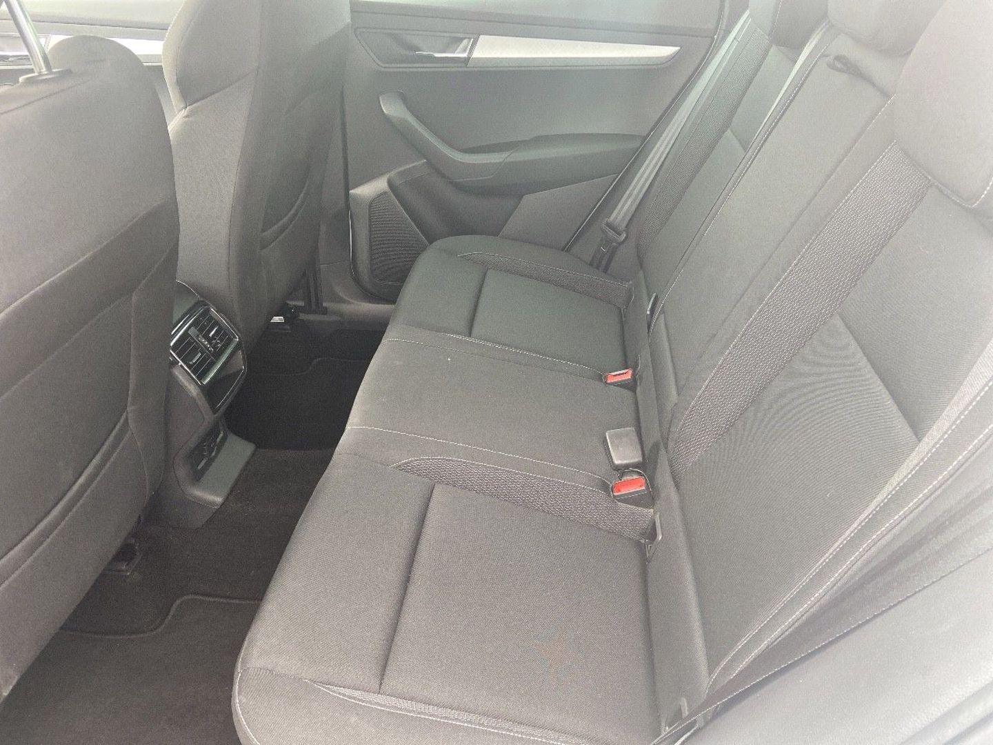 SKODA KAROQ - 2.0 TDI 116 BV6 SELECTION JA 16" Caméra