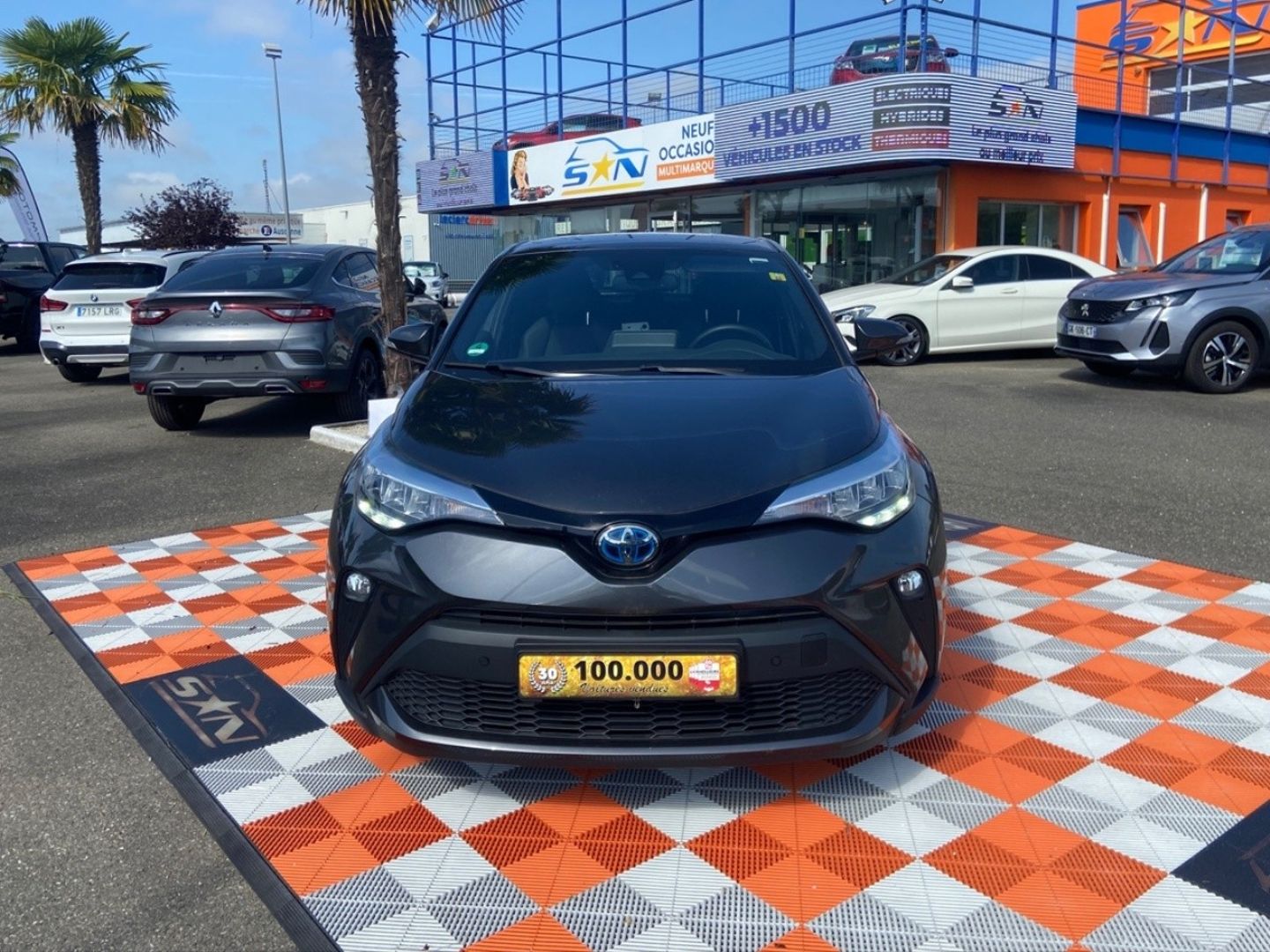 TOYOTA C-HR 2.0 Hybrid 184 e-CVT TEAM GPS Caméra JA 18"